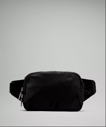 Athletic Everywhere Belt Bag, Black, 7.5 x 5 x 2 inches